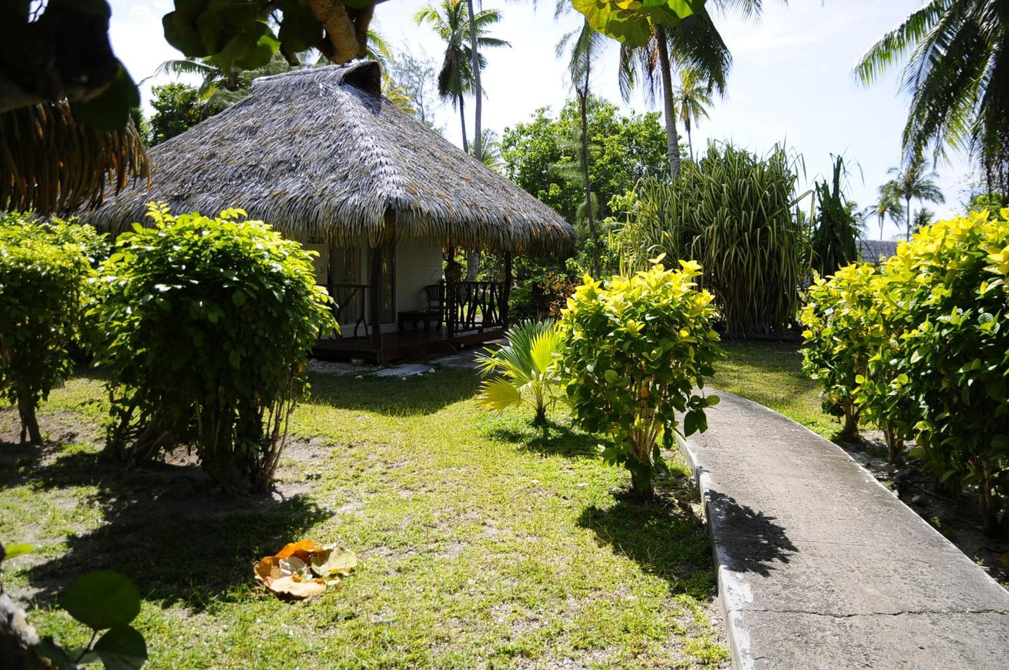 Raira Lagon Avatoru Exterior photo